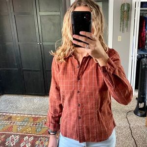 LAST CHANCE Patagonia windowpane button up top
